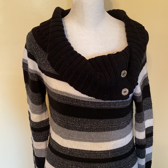 WHBM sweater - Picture 2 of 11